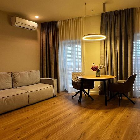La Boheme Corbeanca - Partener Therme Ostratu Dış mekan fotoğraf